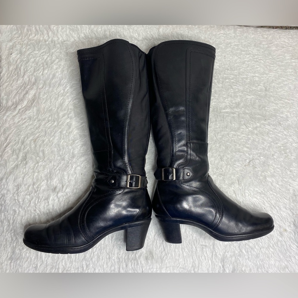 Clarks leather tall boots size 8M - Picture 5 of 10